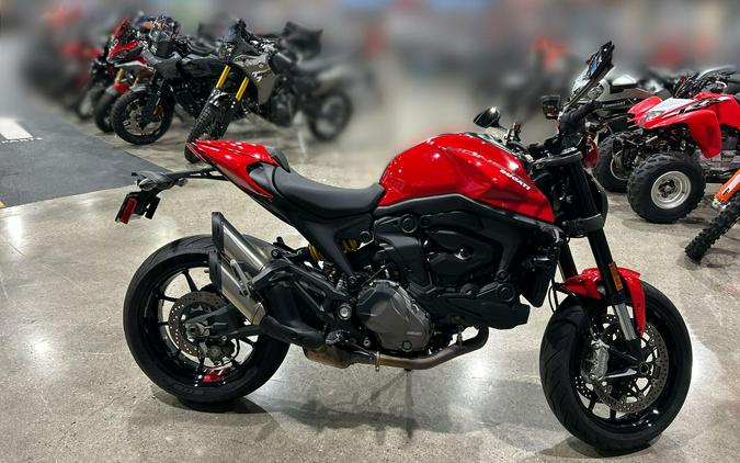 2022 Ducati MONSTER PLUS