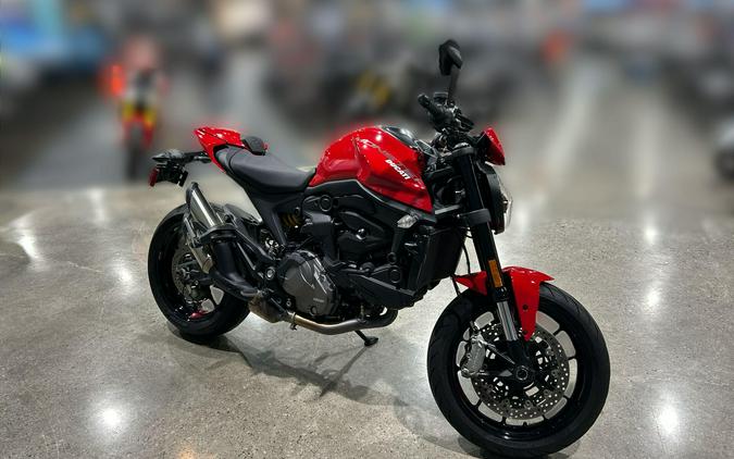 2022 Ducati MONSTER PLUS