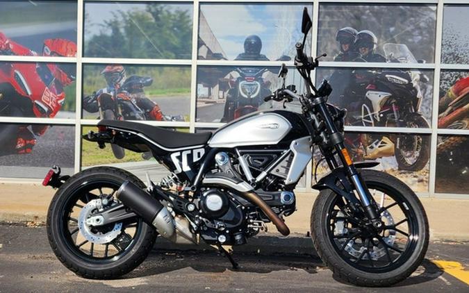 2024 Ducati Scrambler Icon (2G) Black