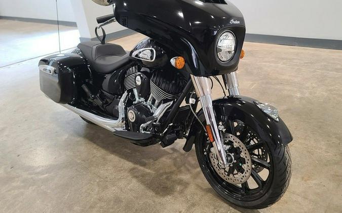 2024 Indian Chieftain Black Metallic