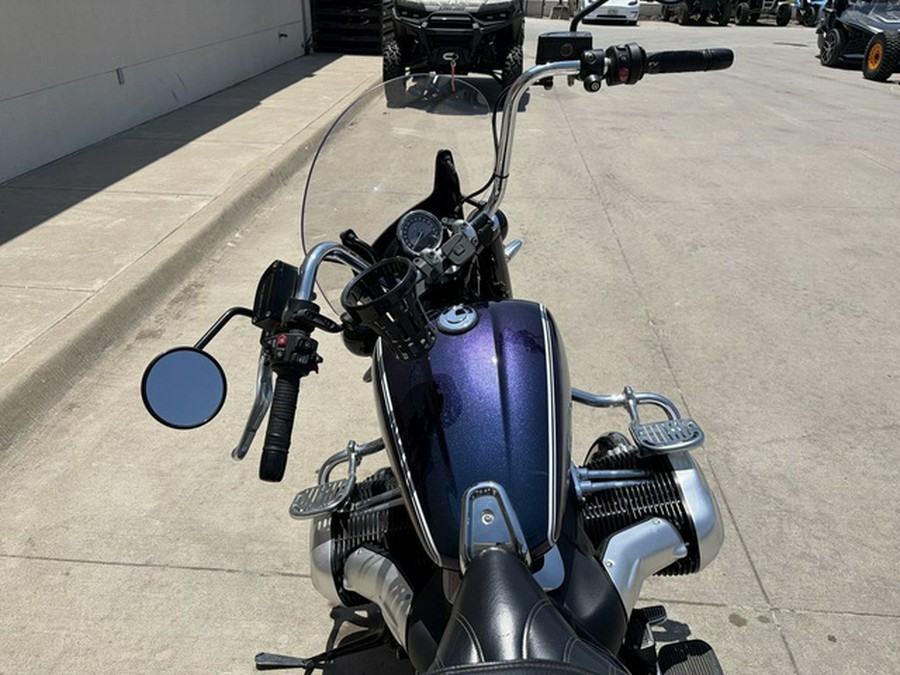 2022 BMW R 18 Classic 719 Galaxy Dust Metallic/Titan Silver 2 Metallic