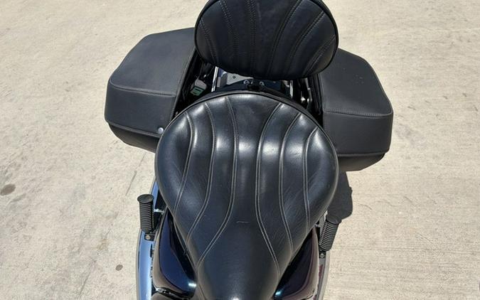 2022 BMW R 18 Classic 719 Galaxy Dust Metallic/Titan Silver 2 Metallic