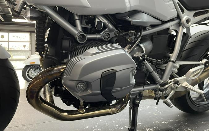 2017 BMW R nineT Racer
