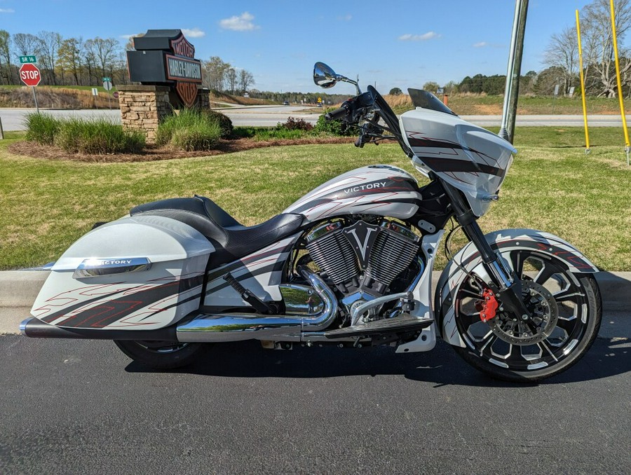 2017 Victory Magnum X-1