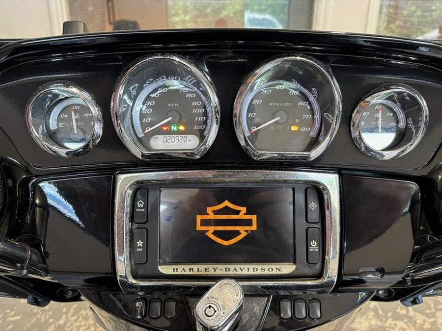 2017 Harley-Davidson® FLHTK - Ultra Limited