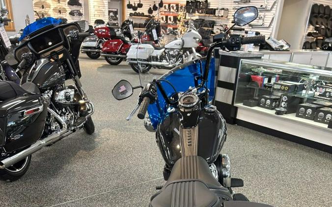 2026 Harley-Davidson® FLHC Heritage Classic- Enthusiast