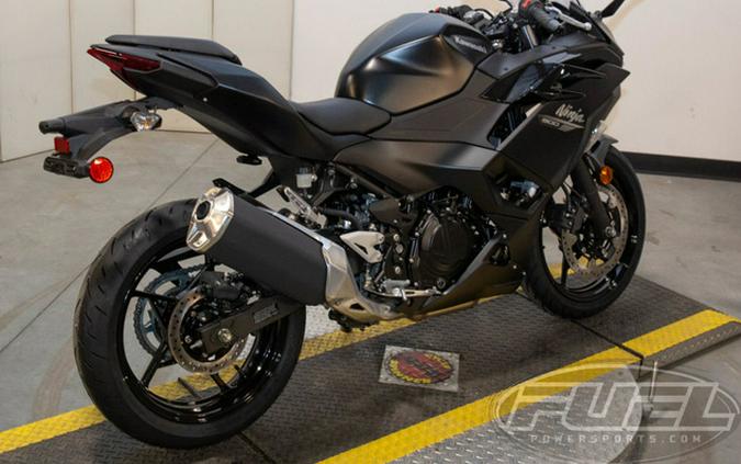 2026 Kawasaki Ninja 500 ABS Metallic Flat Spark Black