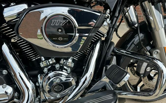 2026 Harley-Davidson Street Glide Liberty Edition FLHX