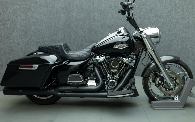 2019 HARLEY DAVIDSON FLHR ROAD KING
