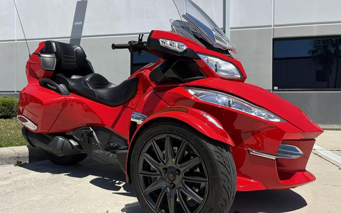2013 Can-Am SPYDER RTS