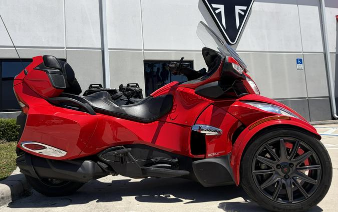 2013 Can-Am SPYDER RTS