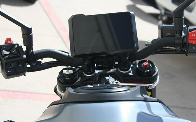 2025 KTM Duke 390