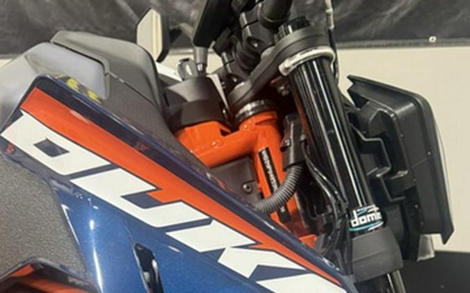 2025 KTM Duke 390
