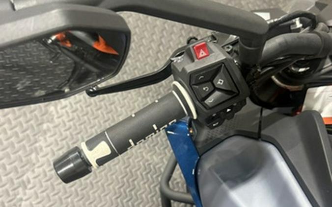 2025 KTM Duke 390
