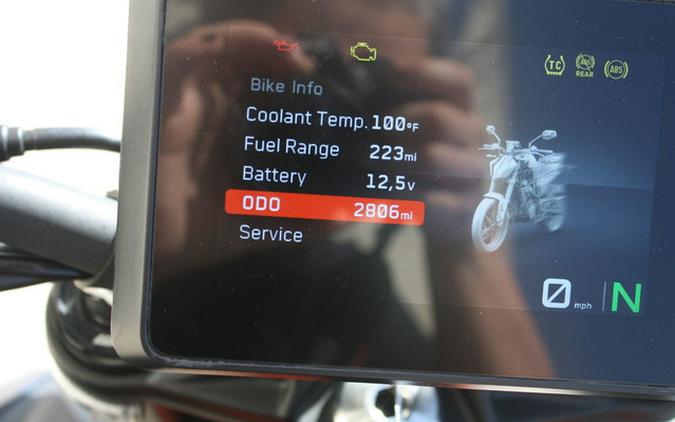 2025 KTM Duke 390