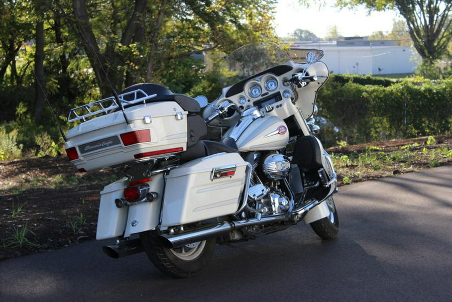 2008 Harley-Davidson® FLHTCUSE3 - CVO™ Ultra Classic® Screamin' Eagle® Electra Glide®