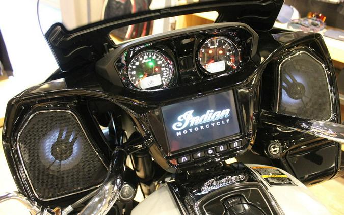 2024 Indian Motorcycle® Challenger Limited with PowerBand Audio Package