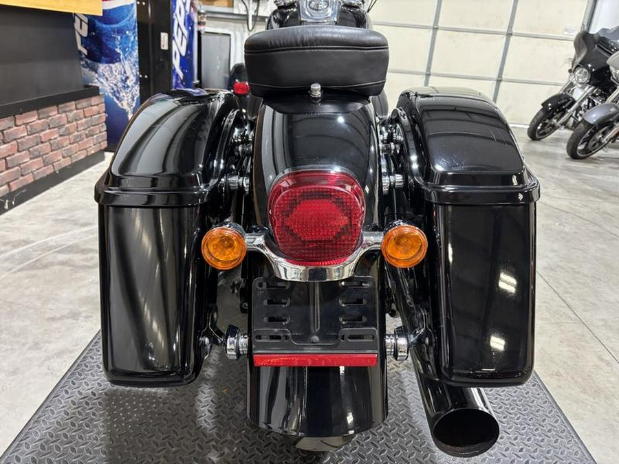 2012 Harley-Davidson® FLD - Dyna® Switchback™