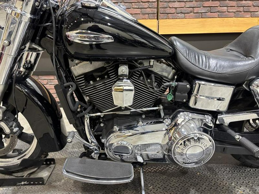 2012 Harley-Davidson® FLD - Dyna® Switchback™