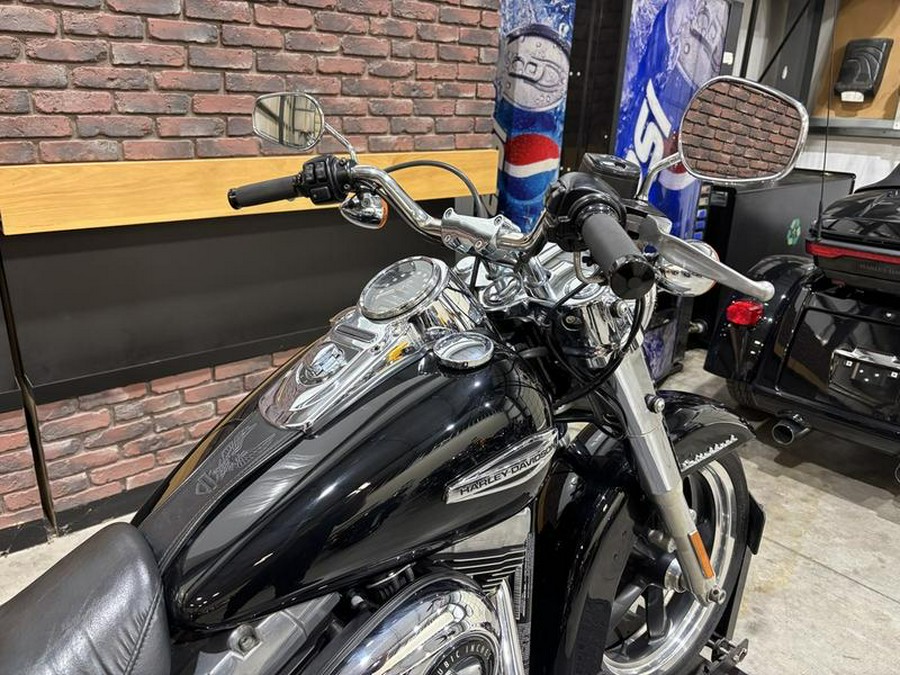 2012 Harley-Davidson® FLD - Dyna® Switchback™