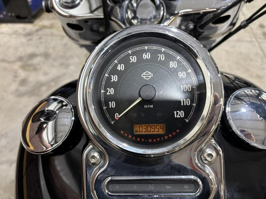 2012 Harley-Davidson® FLD - Dyna® Switchback™