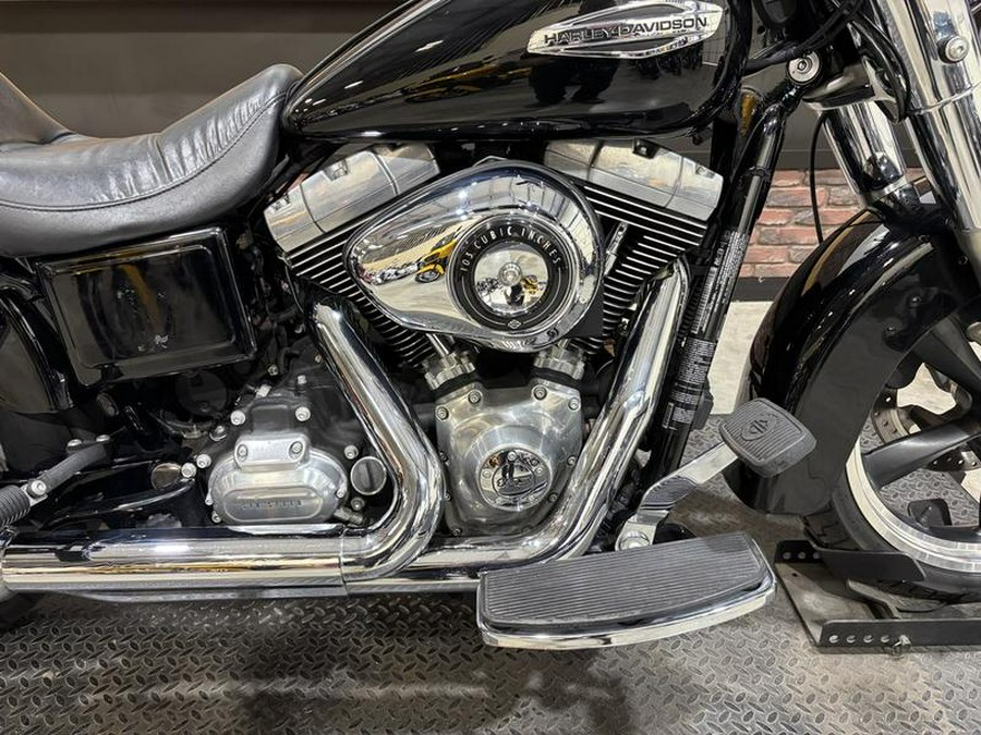 2012 Harley-Davidson® FLD - Dyna® Switchback™