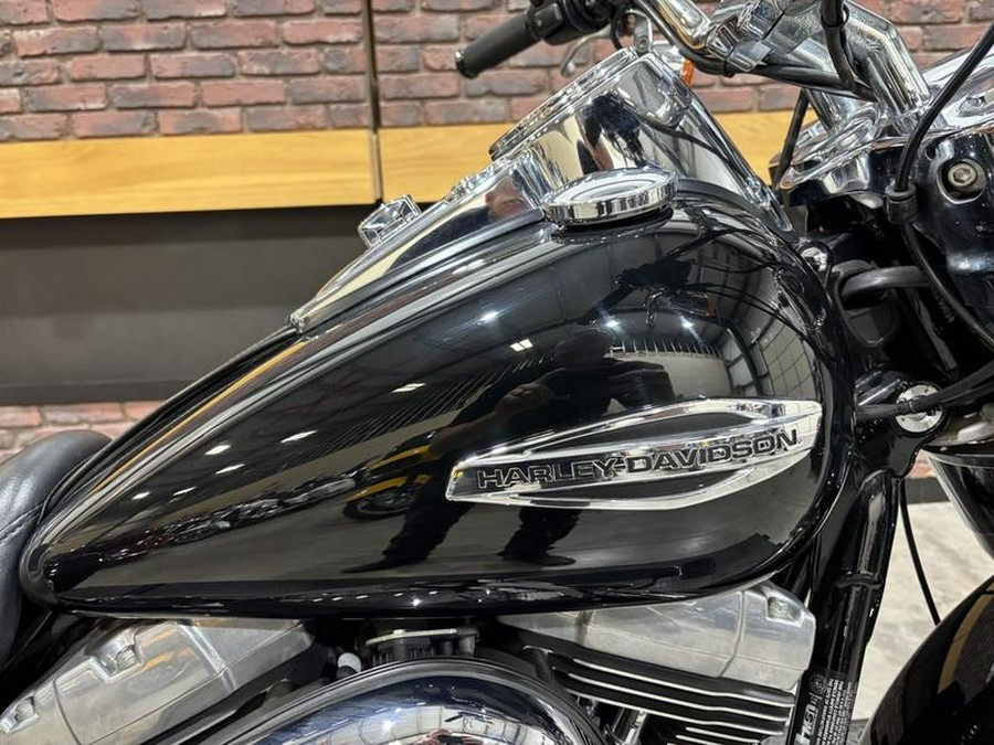 2012 Harley-Davidson® FLD - Dyna® Switchback™