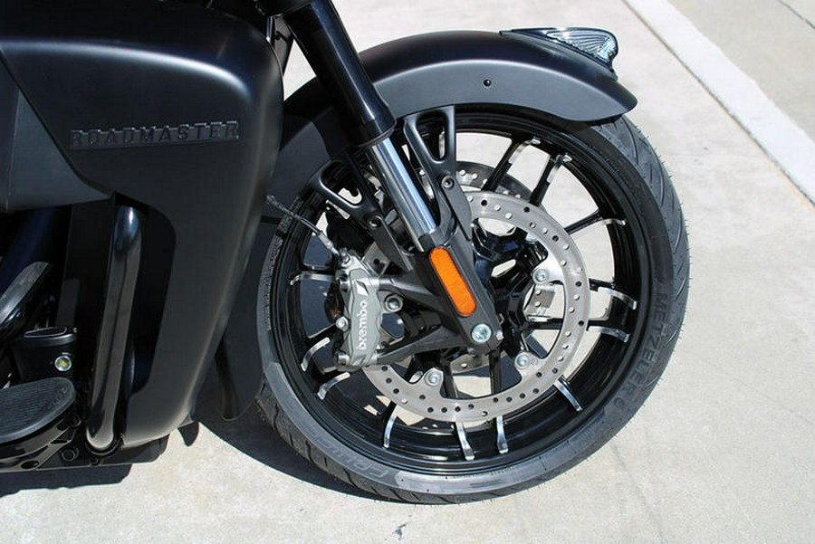 2025 Indian Motorcycle® Roadmaster® PowerPlus Dark Horse® 112 w/PowerBand Black Smoke