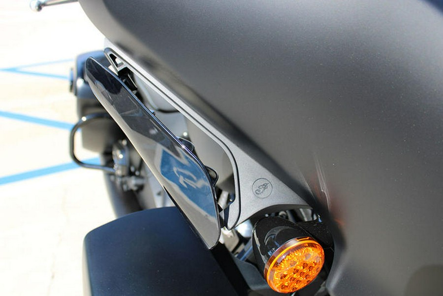 2025 Indian Motorcycle® Roadmaster® PowerPlus Dark Horse® 112 w/PowerBand Black Smoke