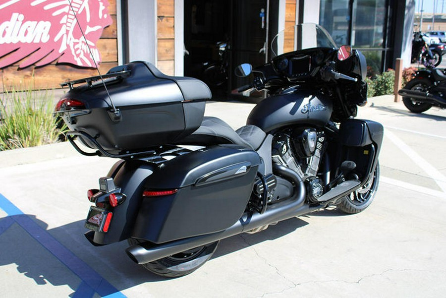 2025 Indian Motorcycle® Roadmaster® PowerPlus Dark Horse® 112 w/PowerBand Black Smoke