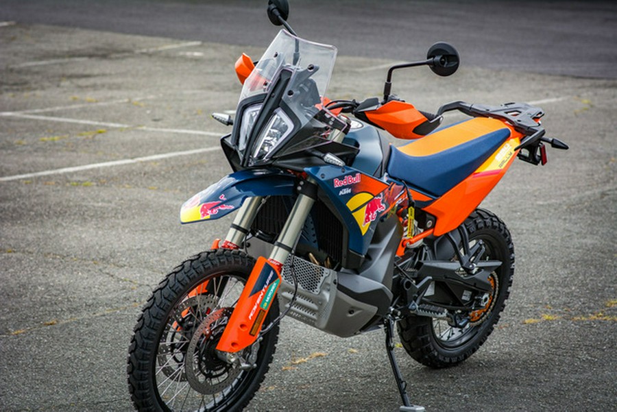 2027 KTM 890 Adventure R Rally