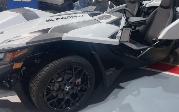 2026 Polaris SLINGSHOT SL AUTODRIVE