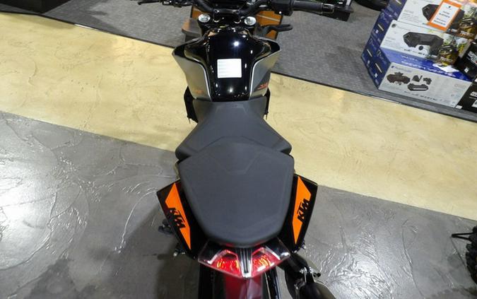 2021 KTM Duke 390