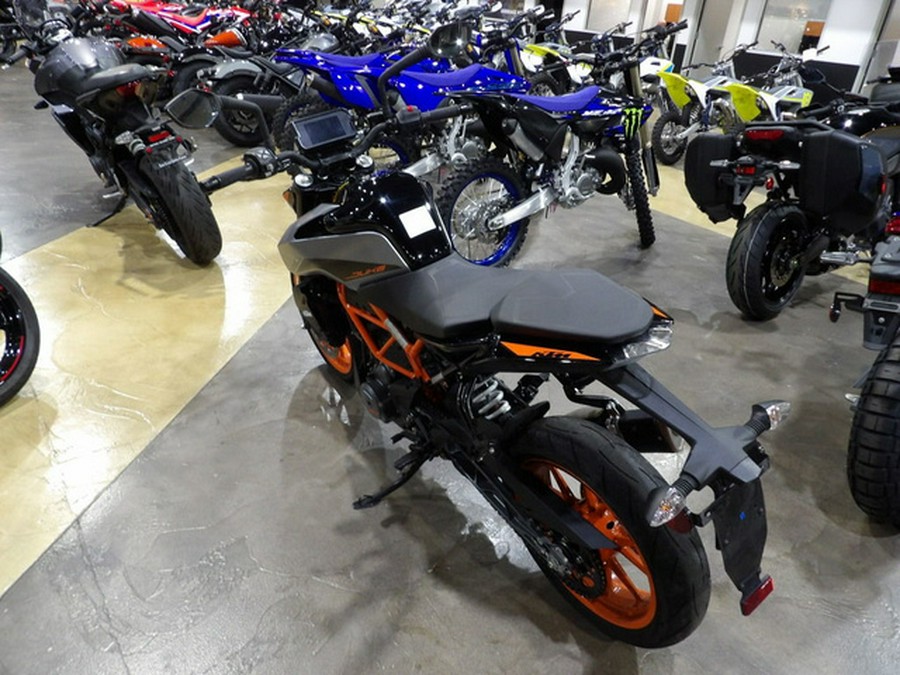 2021 KTM Duke 390