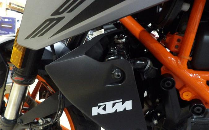 2021 KTM Duke 390