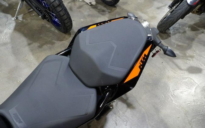 2021 KTM Duke 390