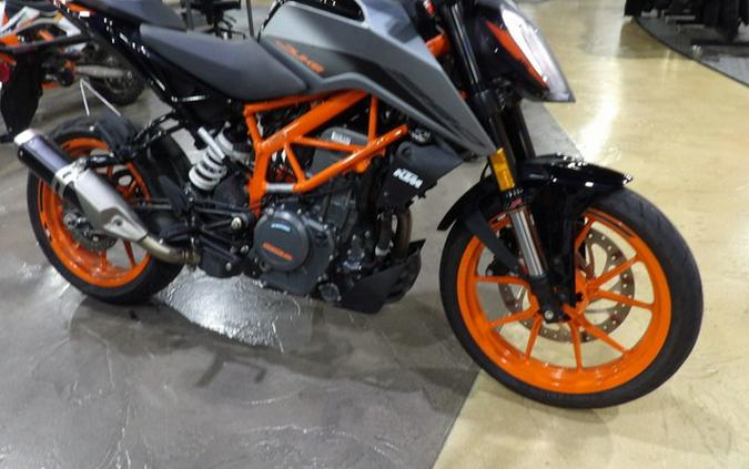 2021 KTM Duke 390