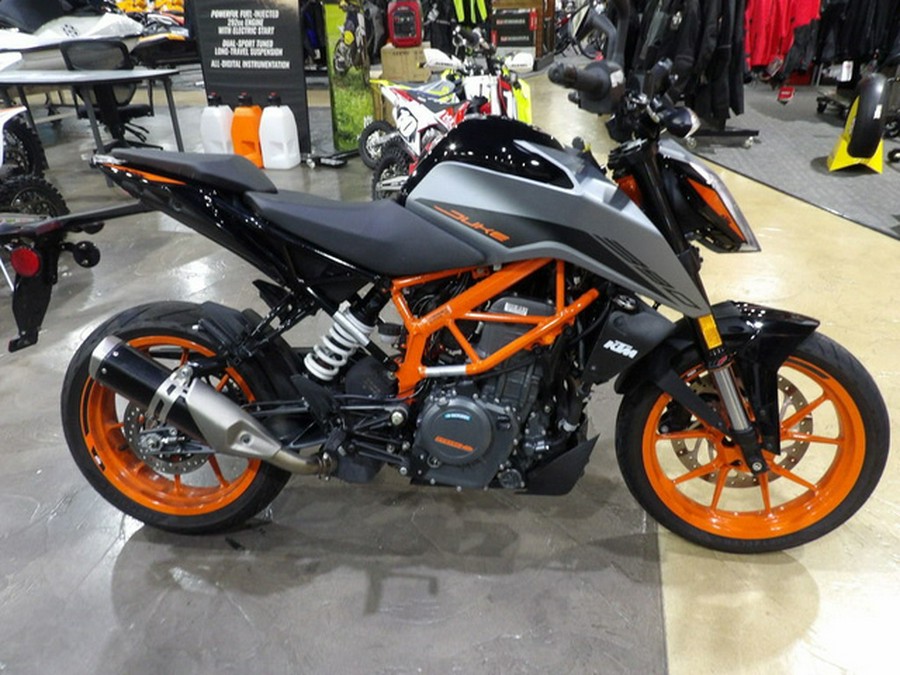 2021 KTM Duke 390