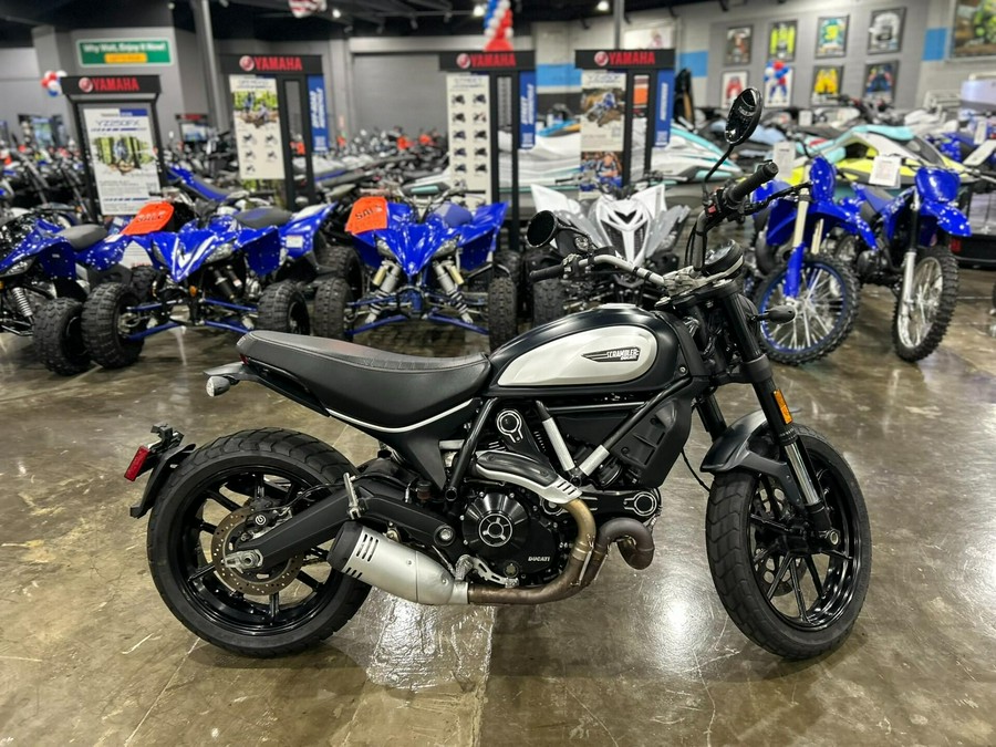 2022 Ducati SCRAMBLER ICON DARK