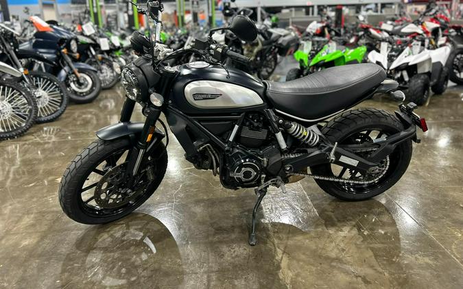 2022 Ducati SCRAMBLER ICON DARK