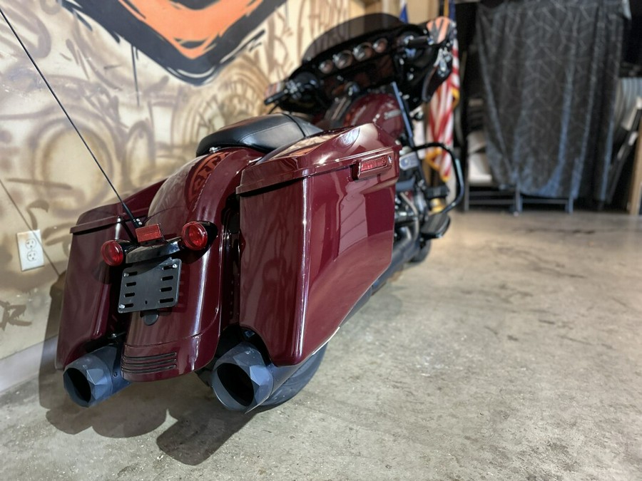 FLHXS 2020 Street Glide® Special