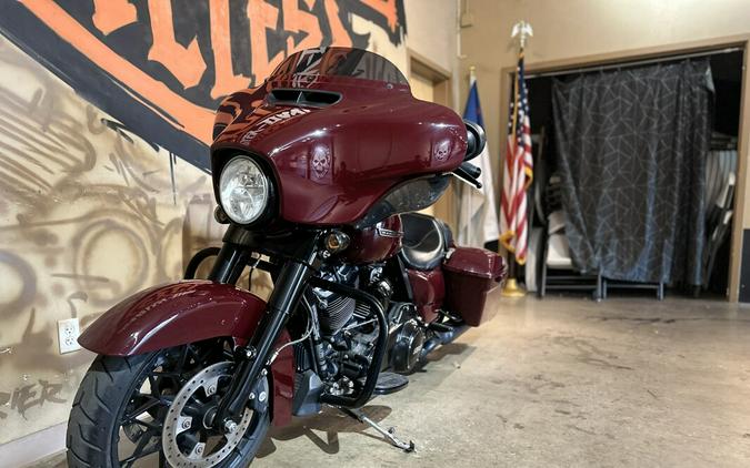 FLHXS 2020 Street Glide® Special