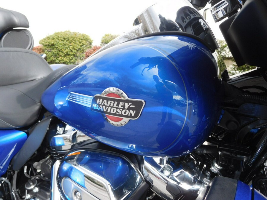 2024 Harley-Davidson Tri Glide Ultra Blue Burst