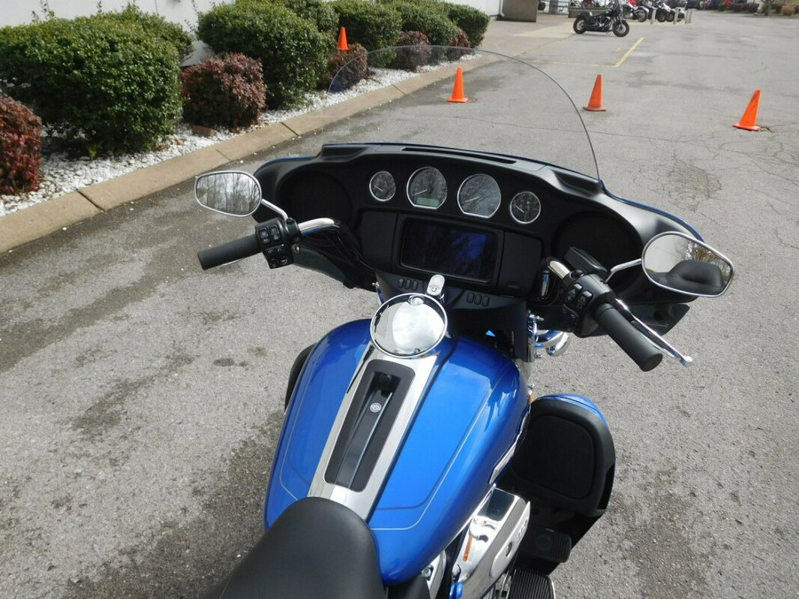 2024 Harley-Davidson Tri Glide Ultra Blue Burst