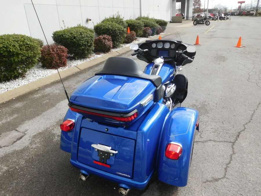 2024 Harley-Davidson Tri Glide Ultra Blue Burst