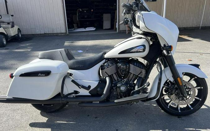 2019 Indian Motorcycle® Chieftain Dark Horse® White Smoke