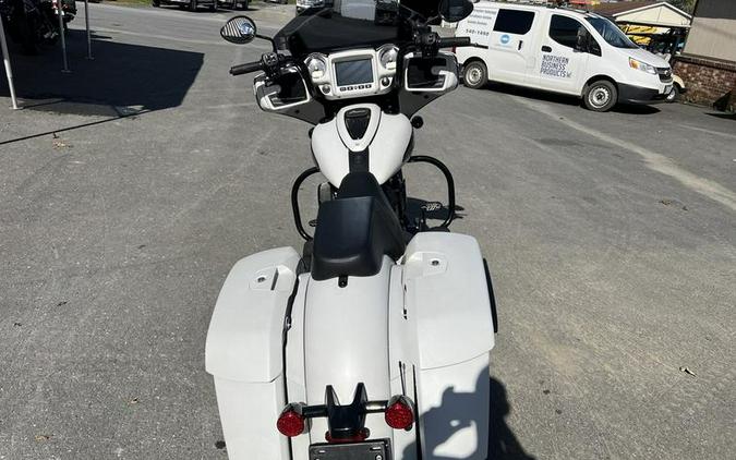 2019 Indian Motorcycle® Chieftain Dark Horse® White Smoke