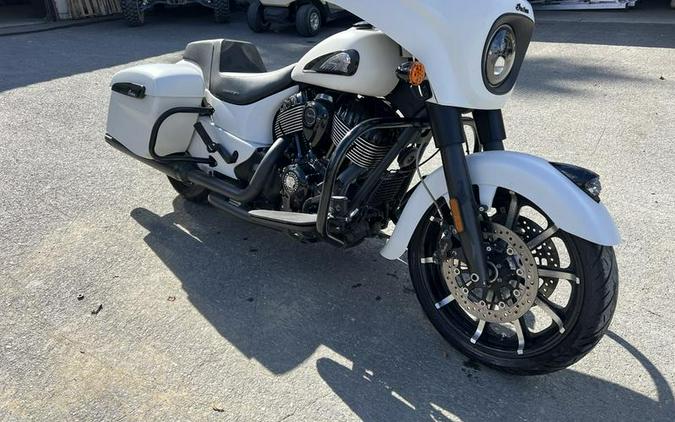 2019 Indian Motorcycle® Chieftain Dark Horse® White Smoke