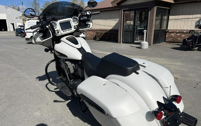 2019 Indian Motorcycle® Chieftain Dark Horse® White Smoke