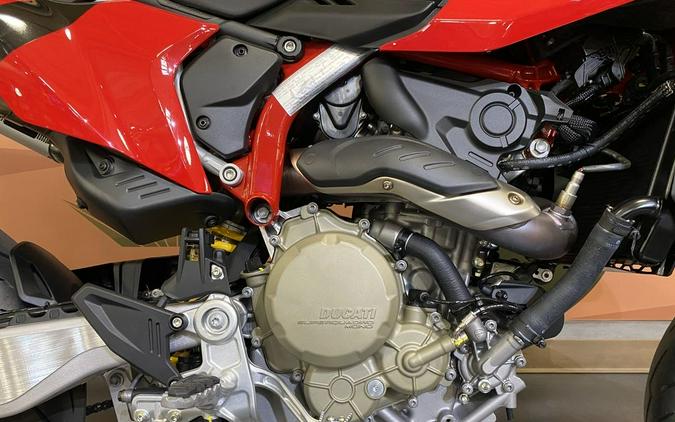 2025 Ducati Hypermotard 698 Mono Ducati Red